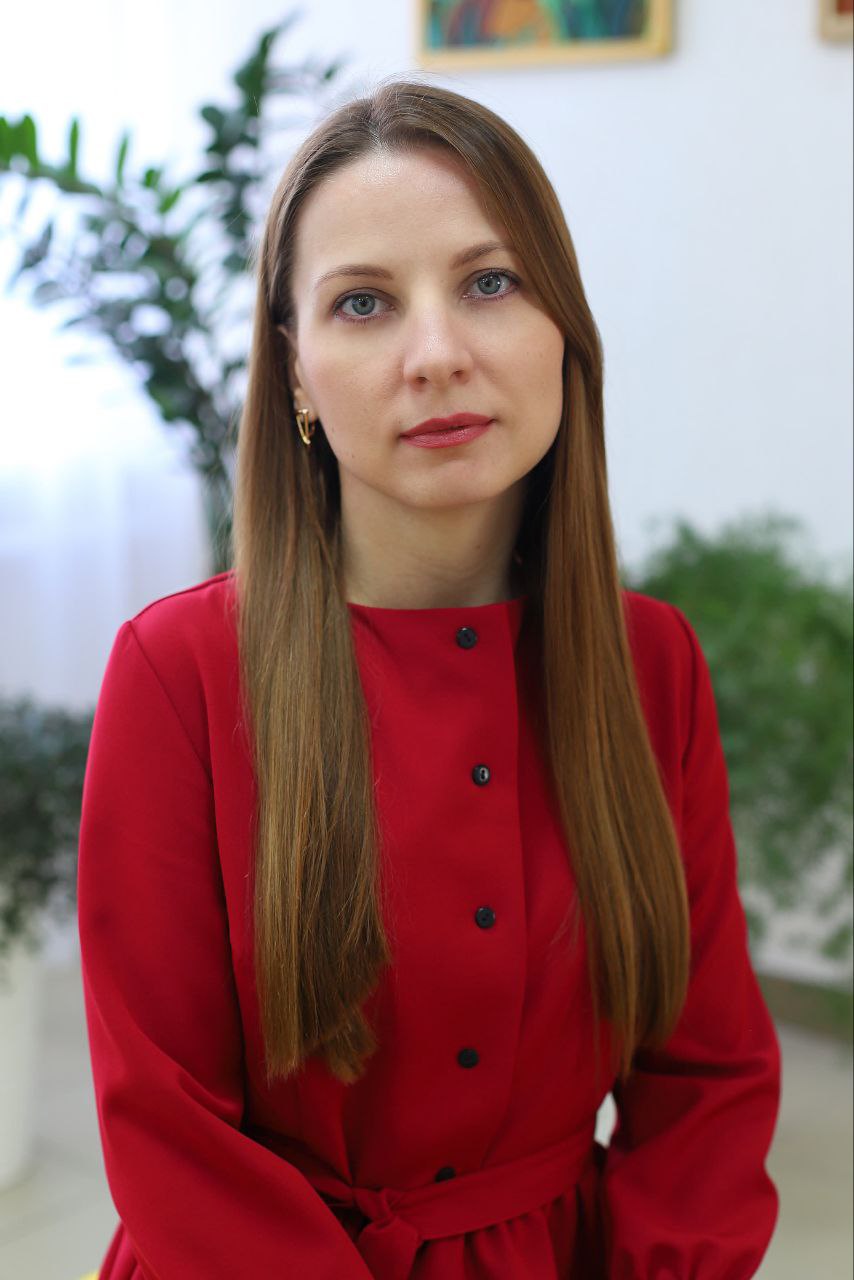 Обертос Оксана Сергеевна.