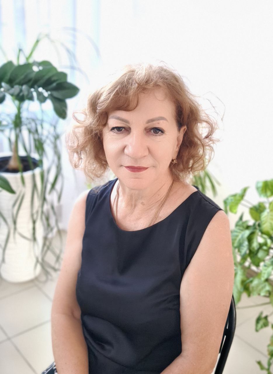 Стрельцова Галина Викторовна.