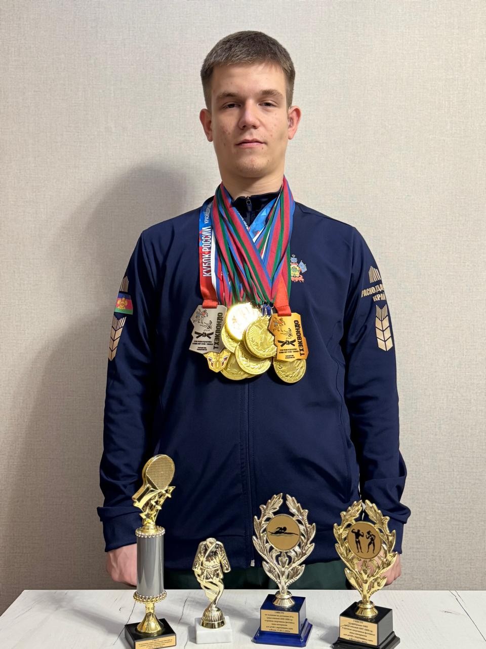 Дудинов Дмитрий.